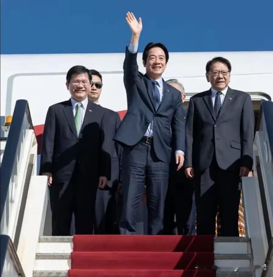 赖清德给史瓦帝尼送钱还得“偷渡”，这成功也太憋屈了！

今天打开新闻就愣住了。