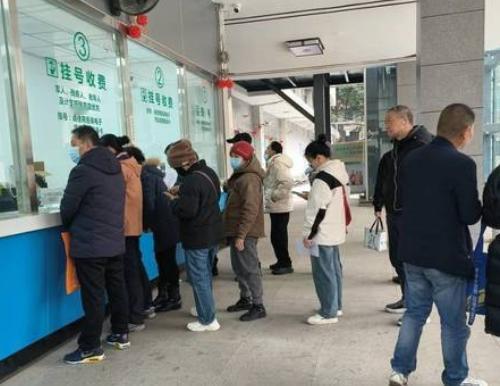 最近刷到“流感阳性率接近45%”的消息，是不是吓出一身冷汗？总觉得出门就能碰到感