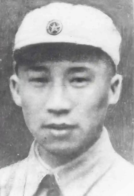 王先臣（1915.11—1945.7.1）
原名王顺成，江西吉安县人，八路军冀中
