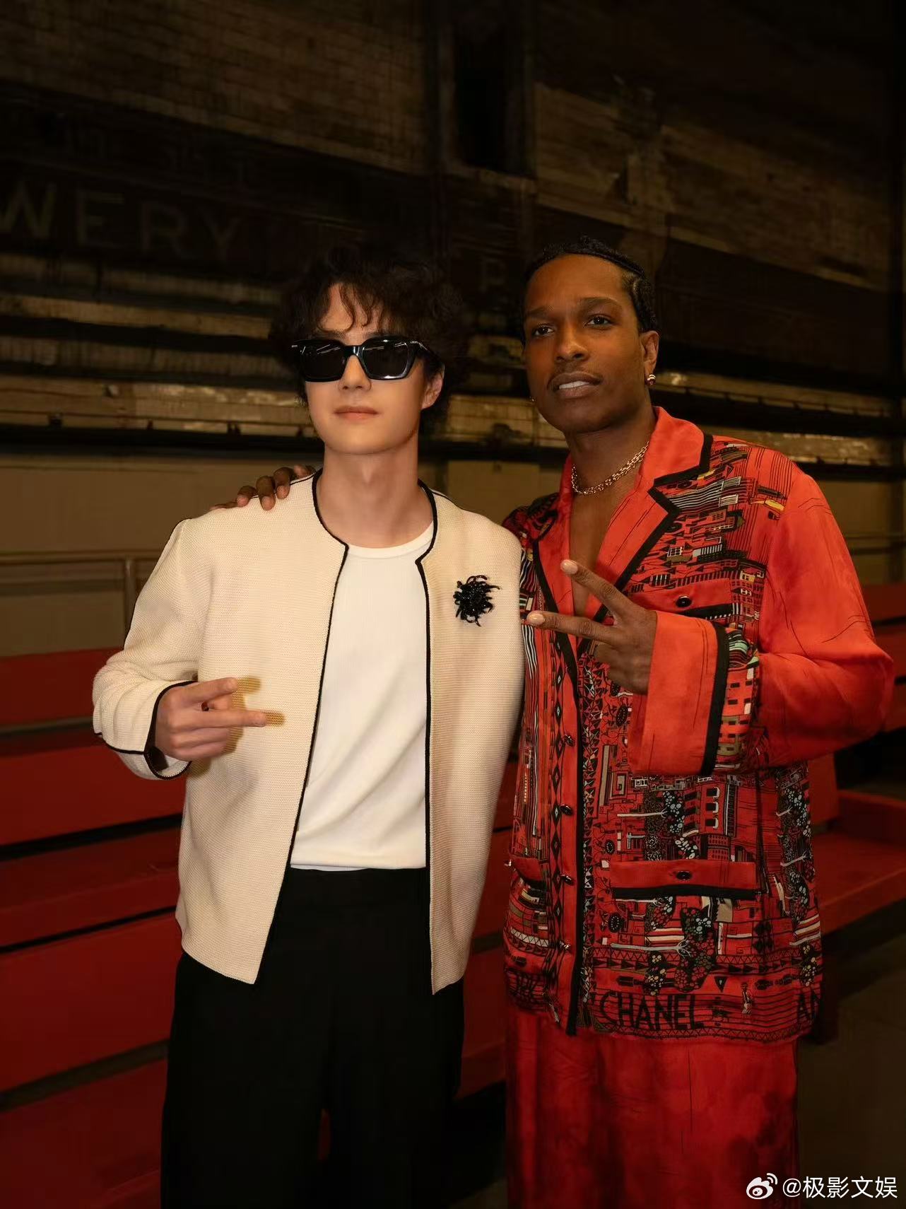 王一博ins晒和偶像合照王一博ins晒与asaprocky合照王一博ins晒和偶