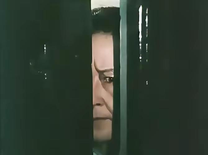 ​中国的电影非常有艺术性，看到了之后都对每个人物特点非常地深入人心，毕竟他们的形