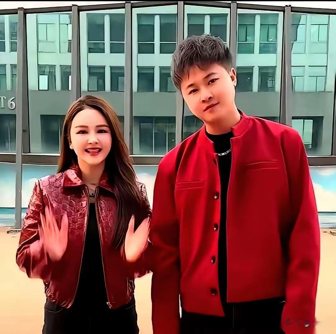 许华升和婷婷的事，给所有人提了个醒：

压垮感情的，往往不是惊天动地的大事，
而