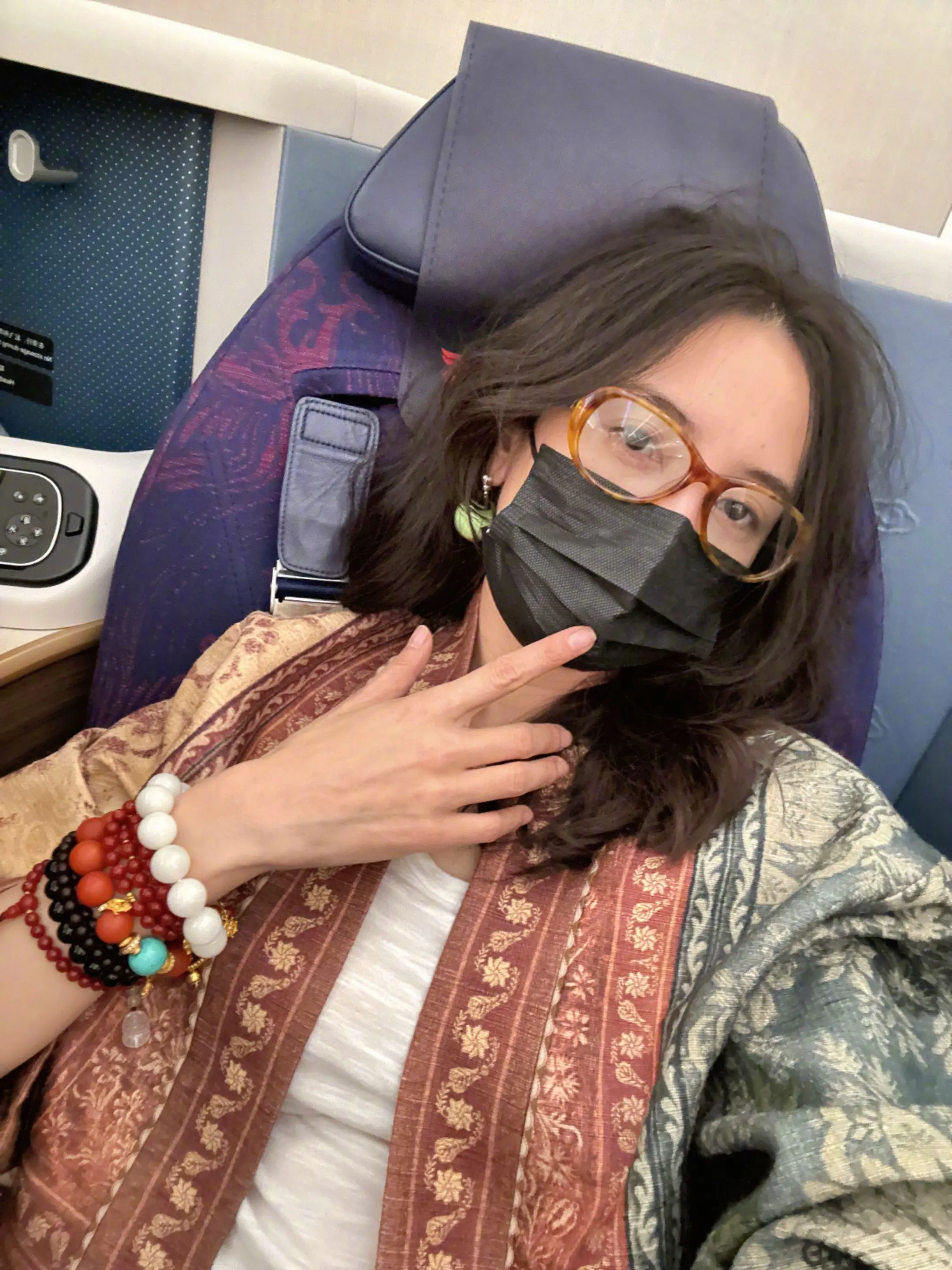 不被定义，庆幸自由，我可以是任何样子！