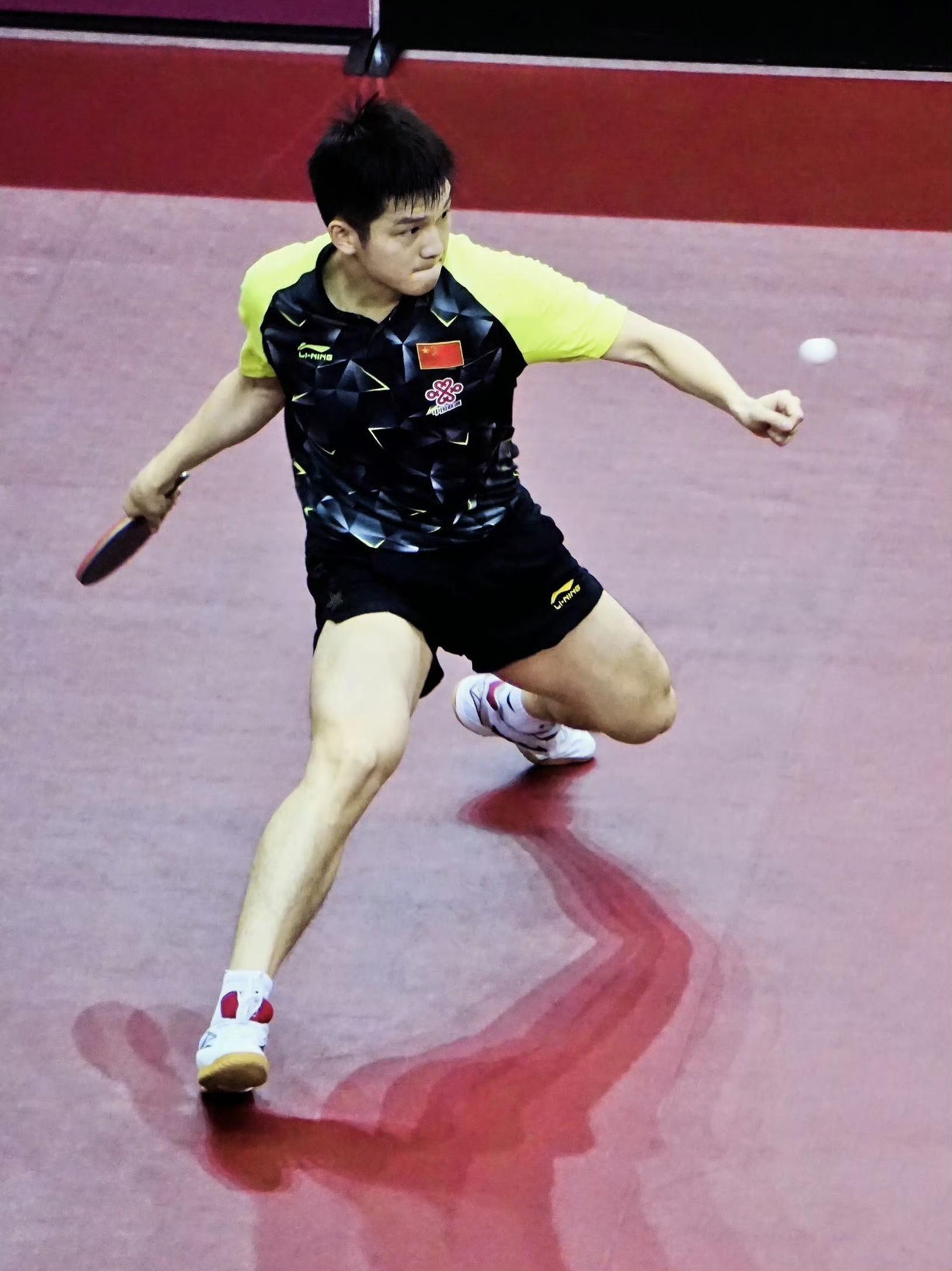 樊振东 妈呀好喜欢😚 