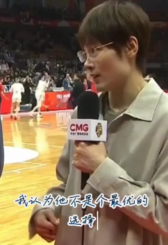 女篮名宿杨力维表示长期集训不是最好的选择！的确我非常认同杨力维的观点！因为在国际