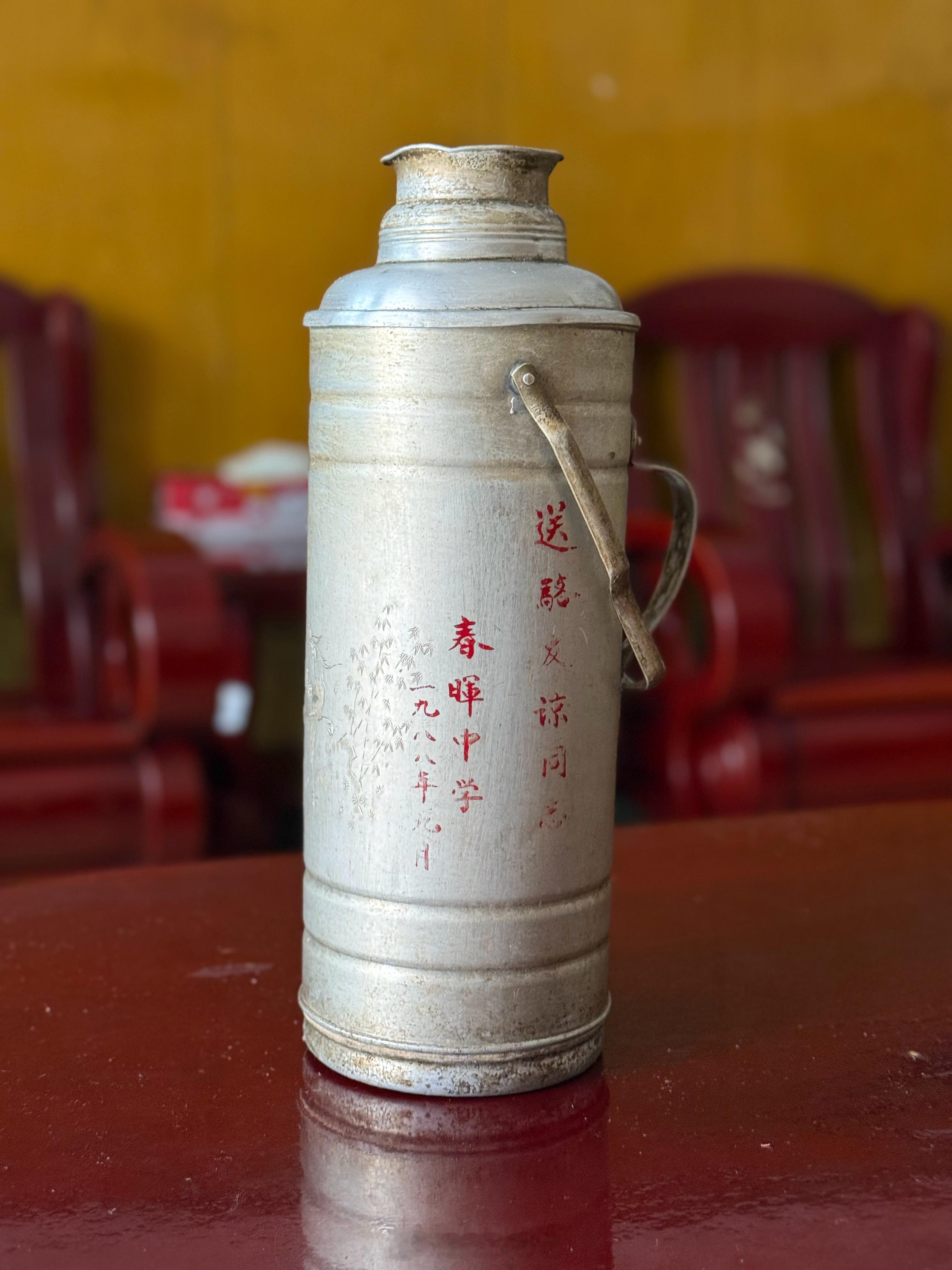 奶奶不舍得开空调孙女一招瞒天过海老一辈真的是勤俭节约。前段时间回浙江，看到奶奶还