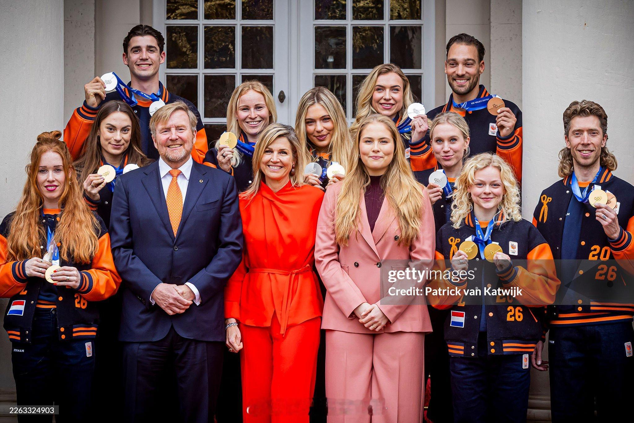 2.24 荷兰国王威廉-亚历山大、玛克西玛王后和王储凯瑟琳娜-阿玛利亚公主接待冬