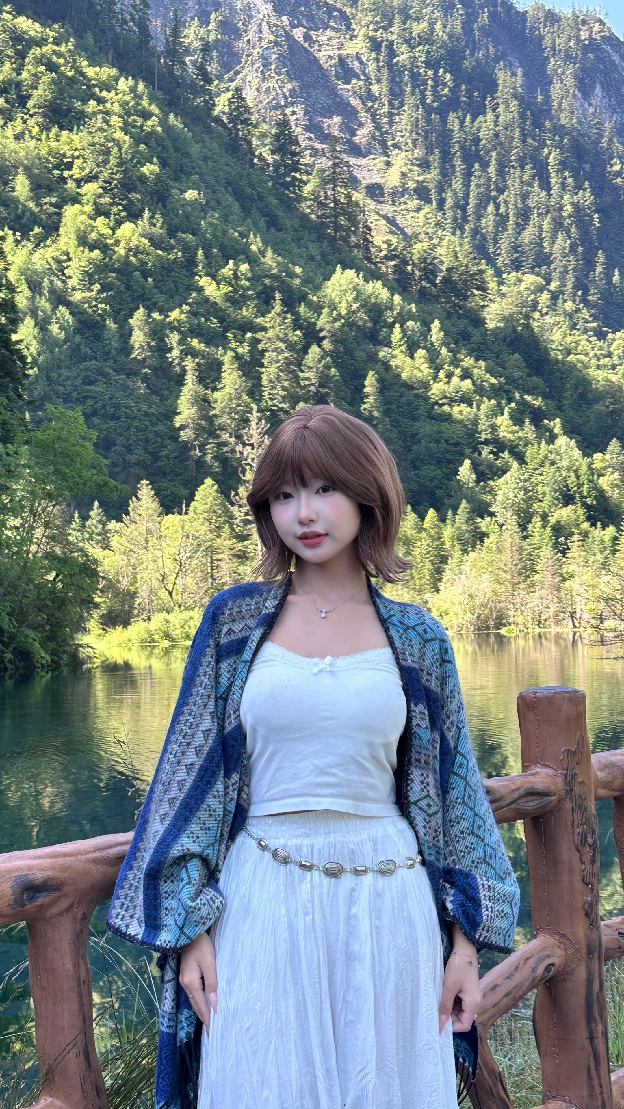 ⛺️‘’在没有天花板的地方          大口吸氧‘’      ...