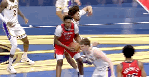 吹海斯犯规，雷迪克继续挑战！ 