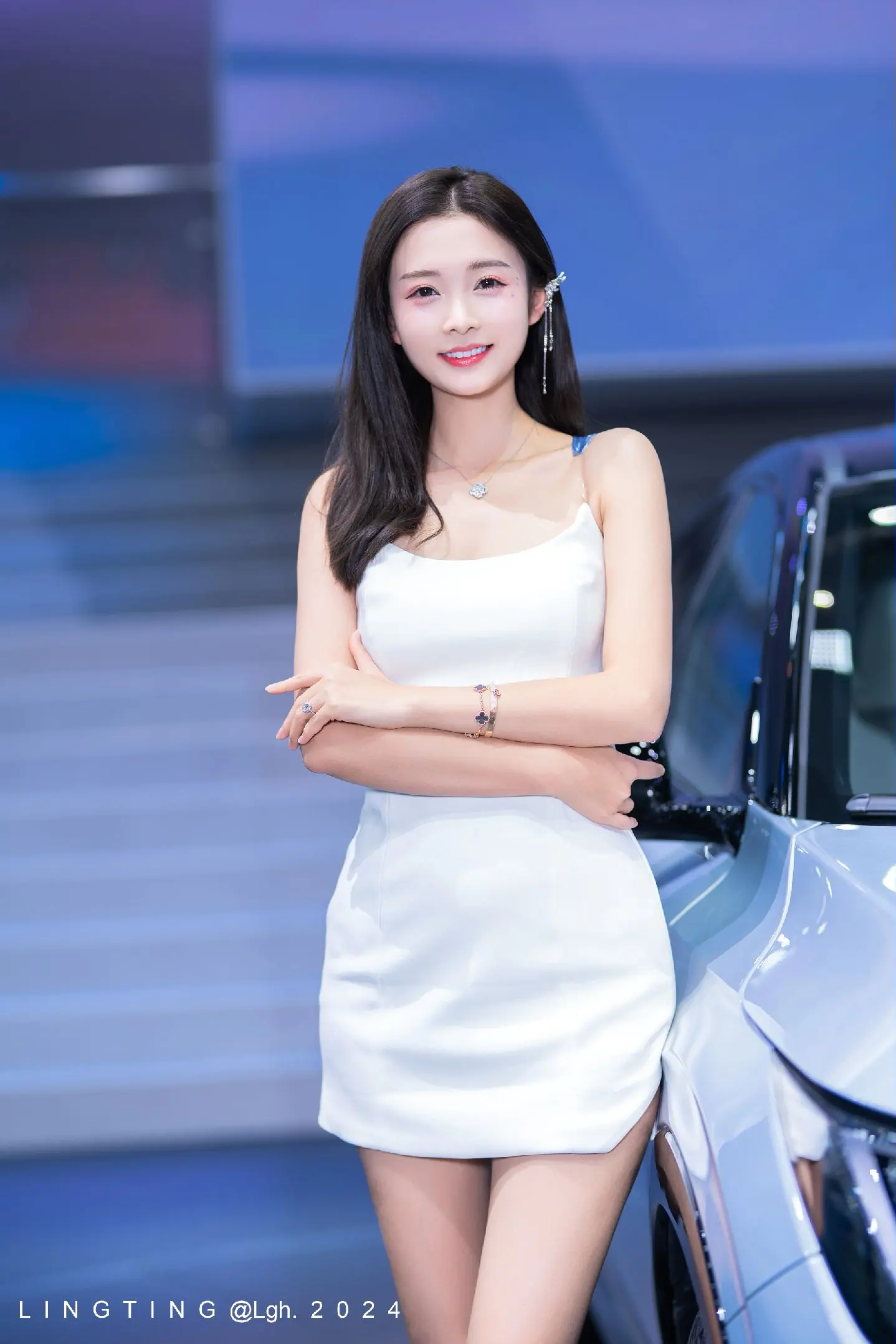 2023广州国际车展模特：李凉凉。