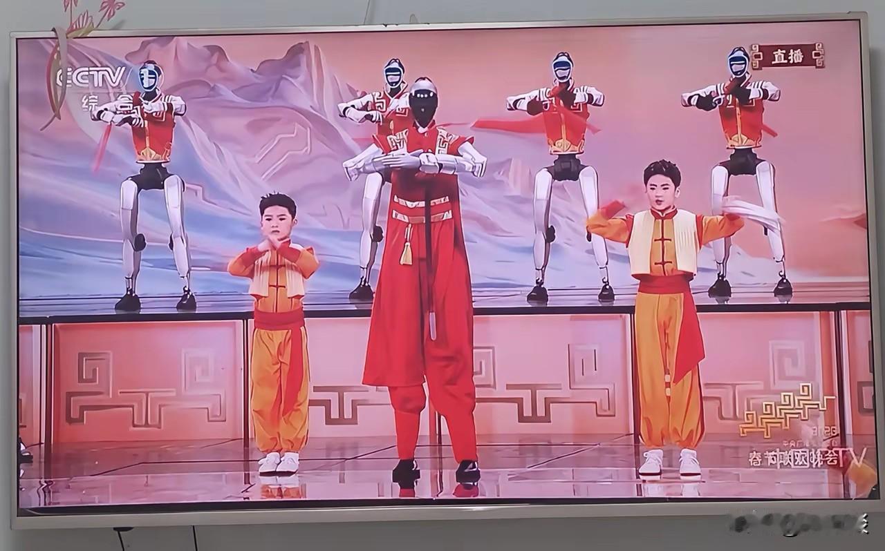 今年春节晚会上，最让人惊讶的应该就是宇树机器人了，只要人类可以做到的动作，机器人
