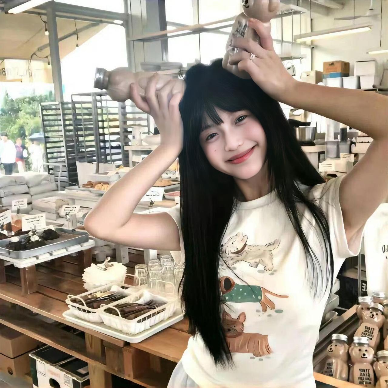 假如生活欺骗了你 不要着急 拿出美颜相机 去欺骗生活 ​​​