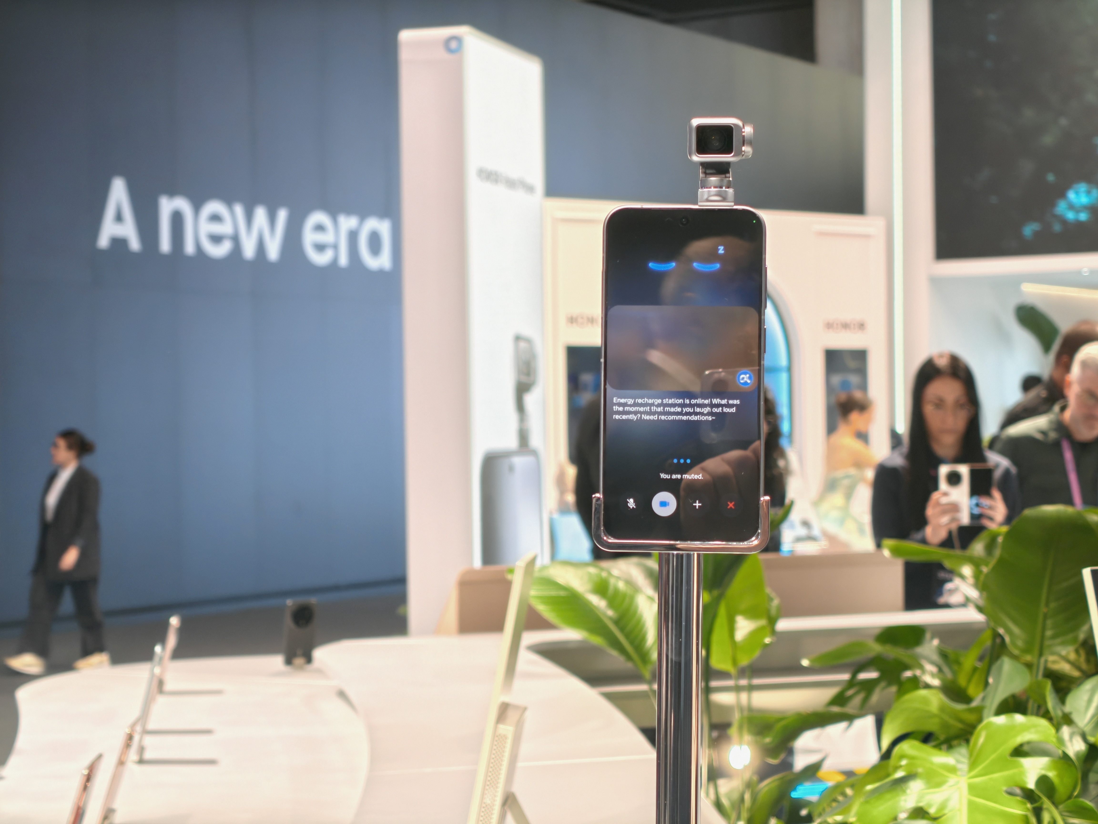 2025年手持相机出货量猛增83%2025年全球手持智能相机市场出货量高达1,6