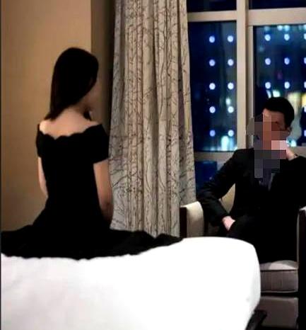 最惨的不是动手的人，反而是那个被背叛、又被伤到的邹某。
说白了，这事一开始就不是