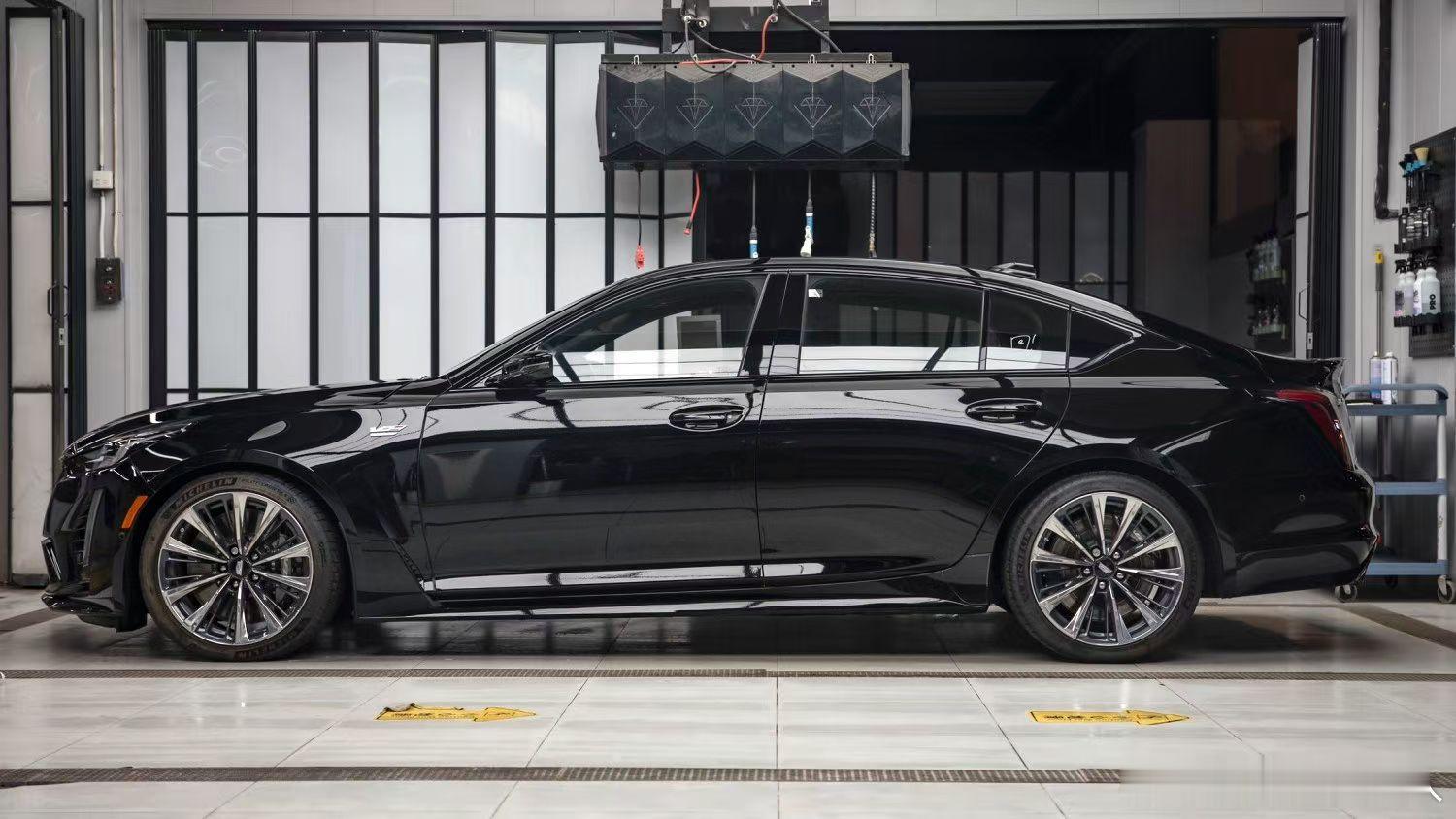 凯迪拉克 CT5，2024款，ct5v黑翼，6.2T V8，全新车 ​​​