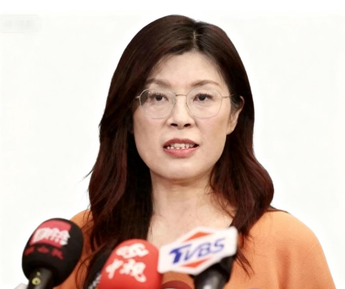 郑丽文：若当选国民党主席将常坐镇南台湾，打破 “绿色执政” 魔咒​

这一表态来