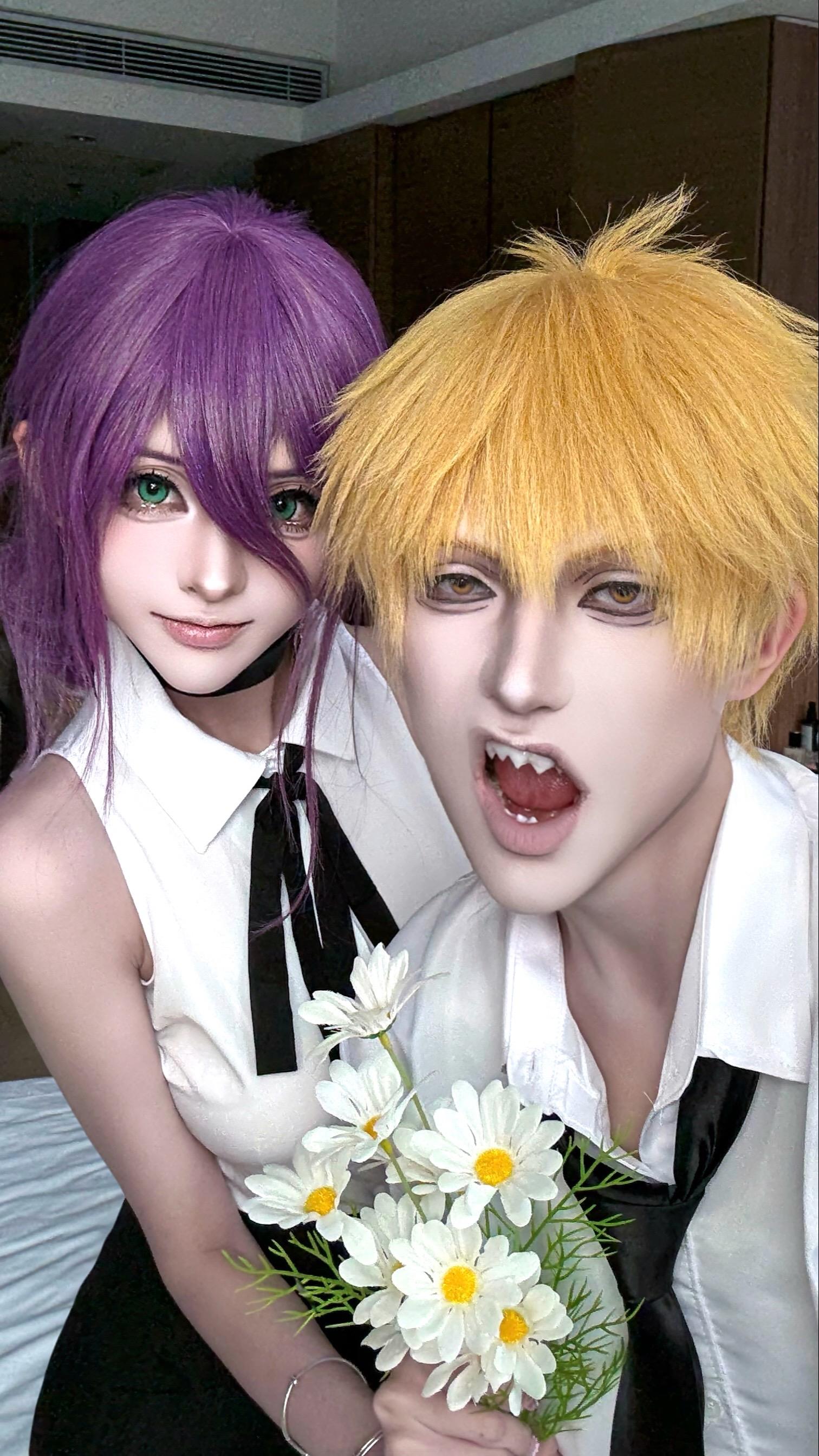 恋爱  花  电锯。