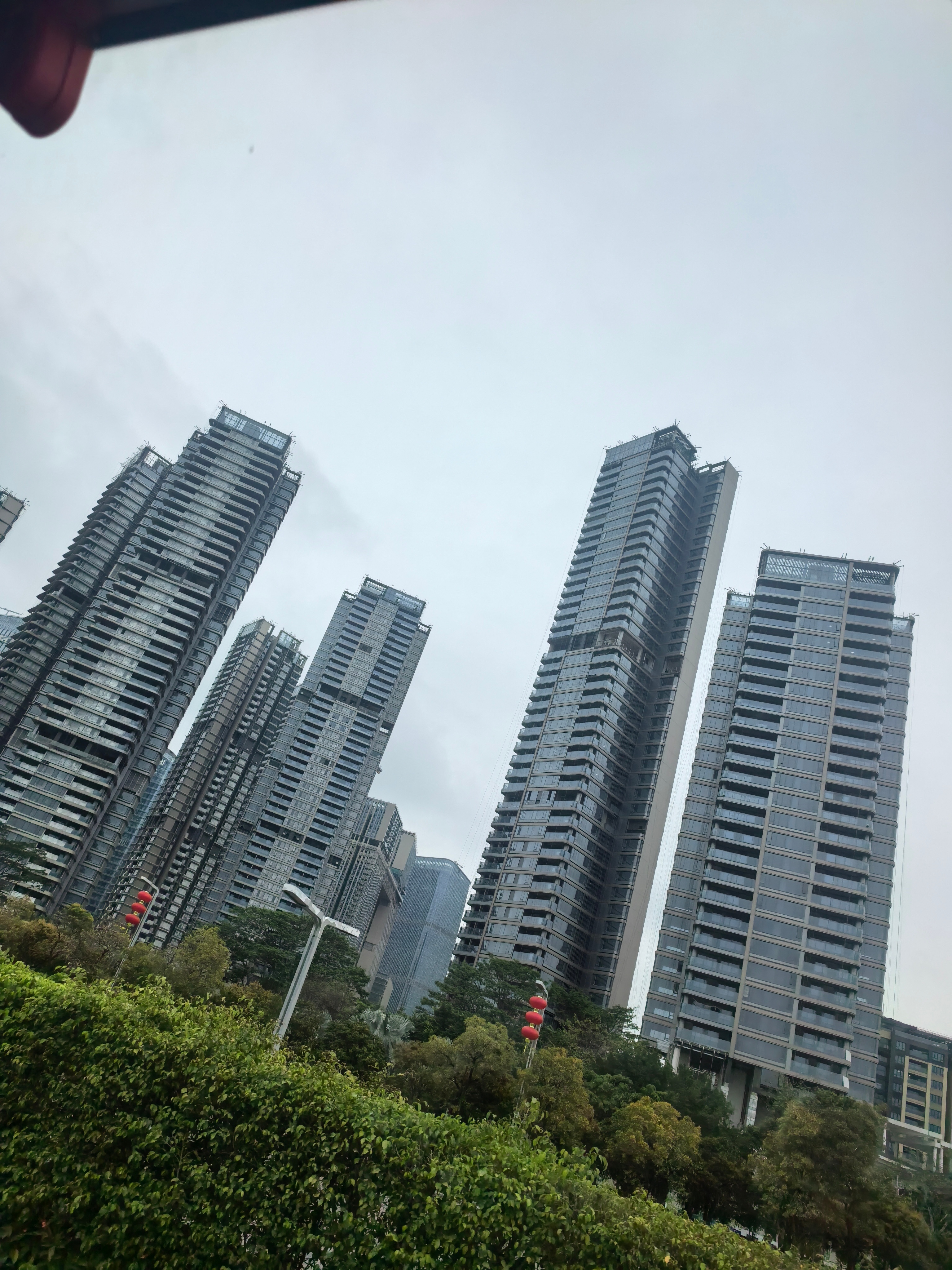 深度睡眠真是太爽了昨晚 10 点一觉睡到现在身体各方面都轻松再下楼跑个步，神清气