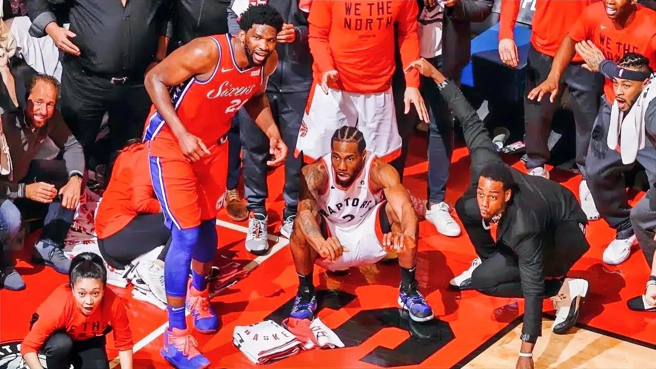 不偏不倚，NBA现役球员中，中投最出色的球员是以下这10位：

1、科怀-莱昂纳