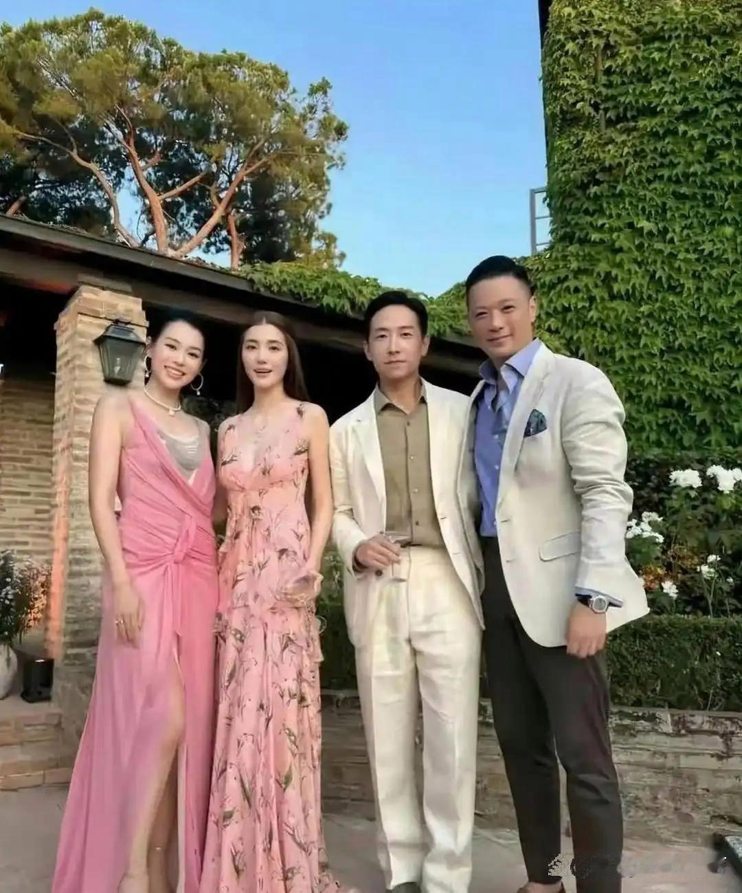 都说胡杏儿本人超美，看了这组照片我终于信了。 