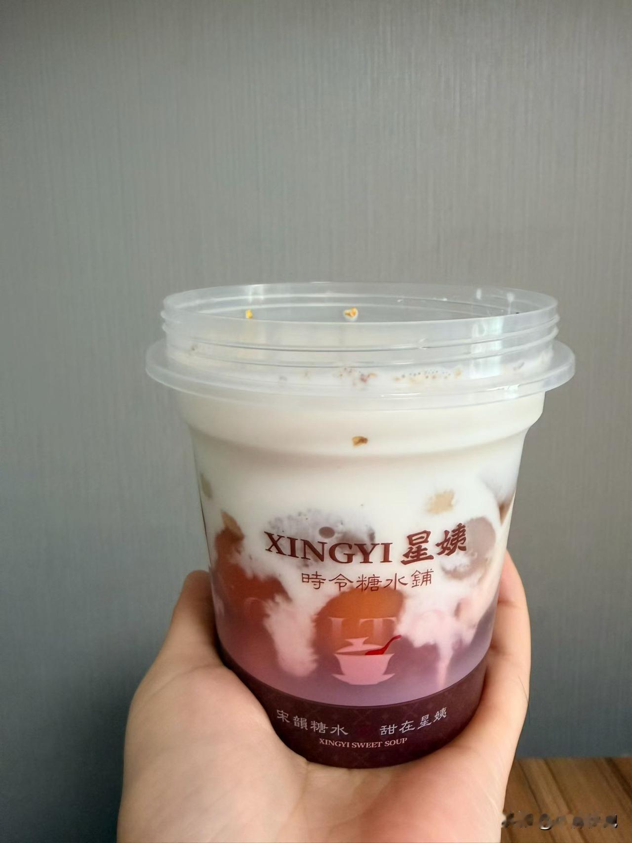 反正以我36岁的经历来说，靠近谁太近都是一种灾难，主动找上门的都是灾难，保持不远