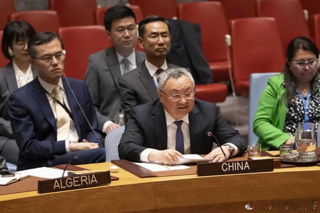 中方一票否决朱拉尼摘出制裁名单 美英法试图通过解除制裁拉拢朱拉尼政权，促进叙利亚