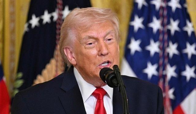 特朗普果然憋不住： 普京 刚抵华，美财长就送中国一句话，就盼着中方给个面子。
巴