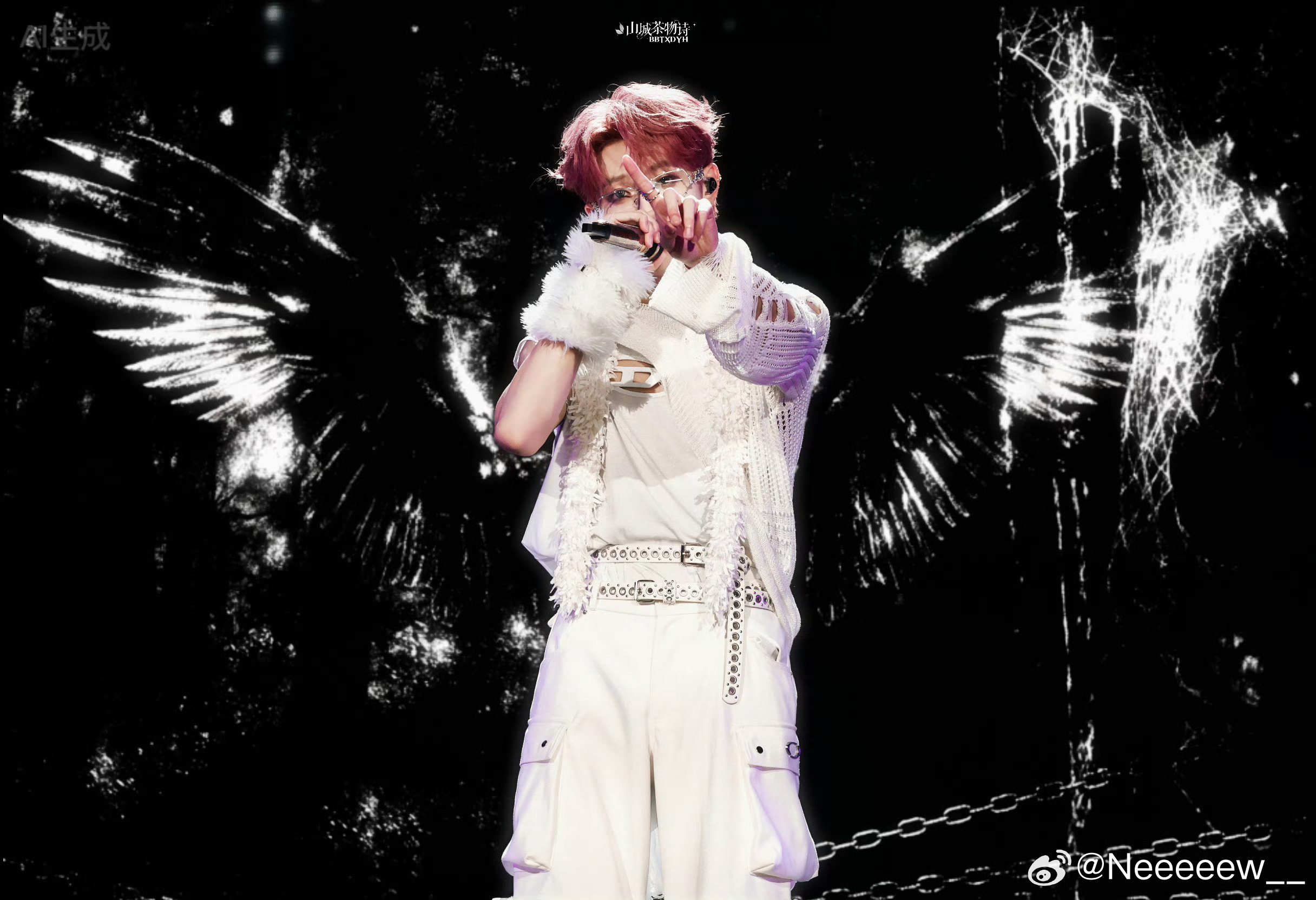 穆祉丞  全能艺人穆祉丞 🍊朝朝穆穆 希望你往后的日子里，漂亮的眼睛要流幸福的