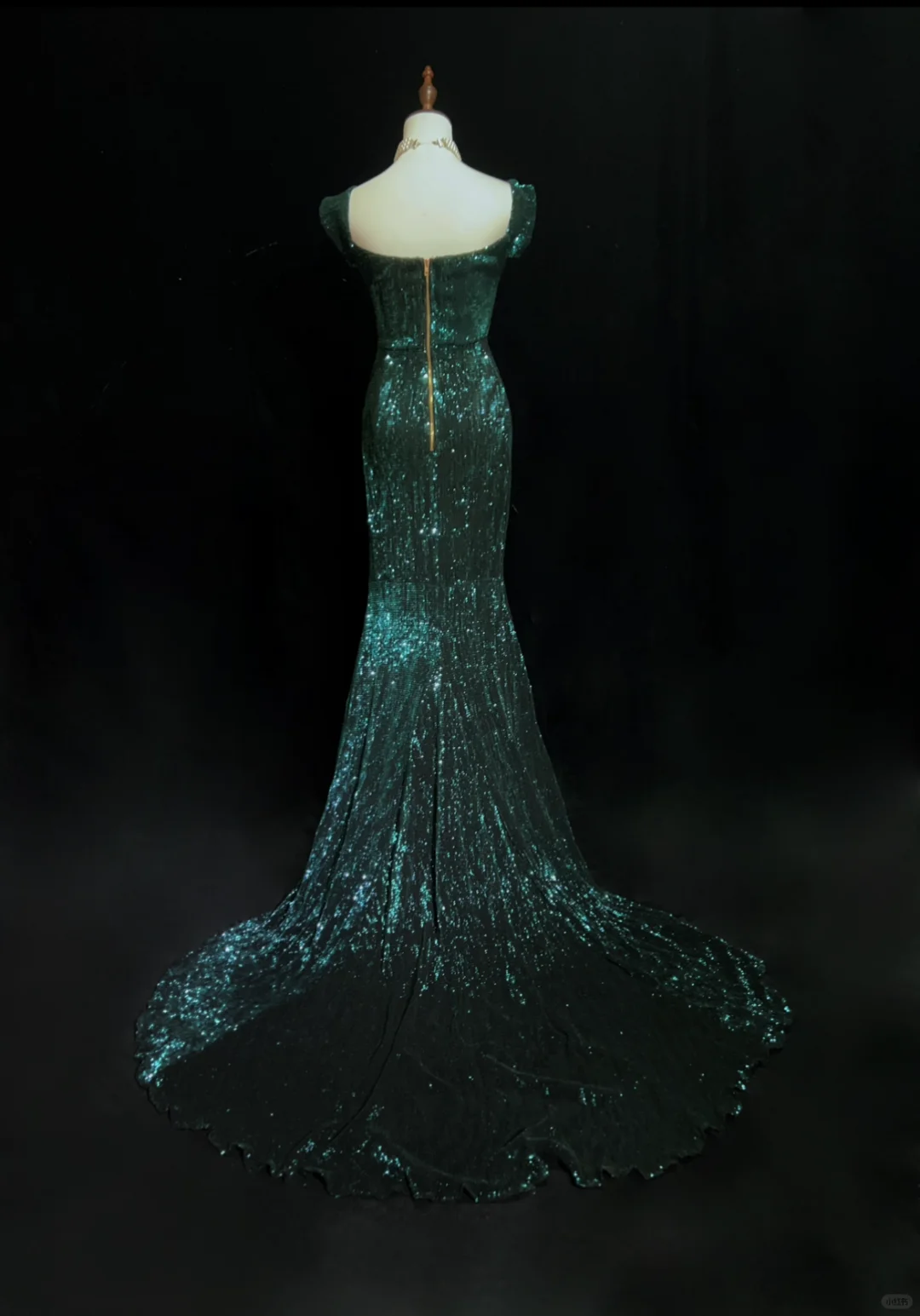 粼粼
