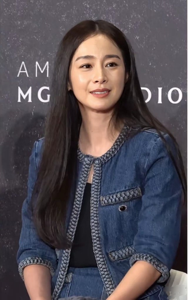 金泰熙家庭主妇的痕迹好明显脸和手一样都没保住结婚前后的差距是真的太大了​先不说她