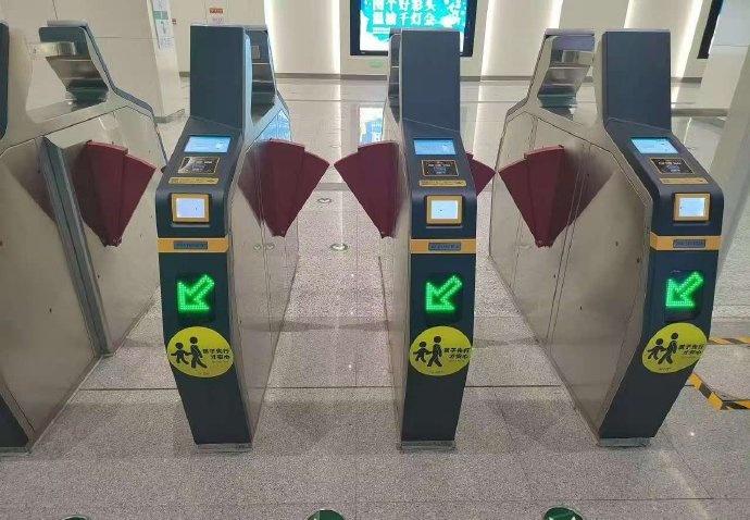 【地铁知识微课堂】
大家尽量去过规律且有支点的生活 生活的 “支点”，其实就藏在