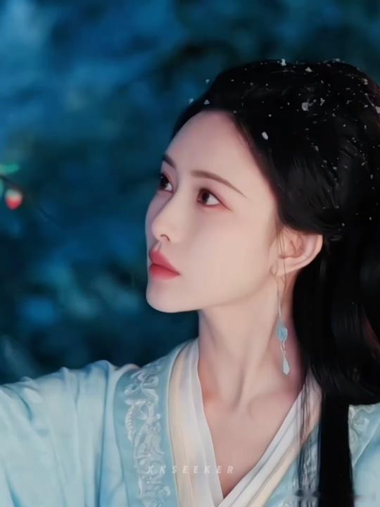 孟子义又演上聪明人了被孟子义《百花杀》的镜头直接帅到！聪慧果敢的模样太有魅力，浑