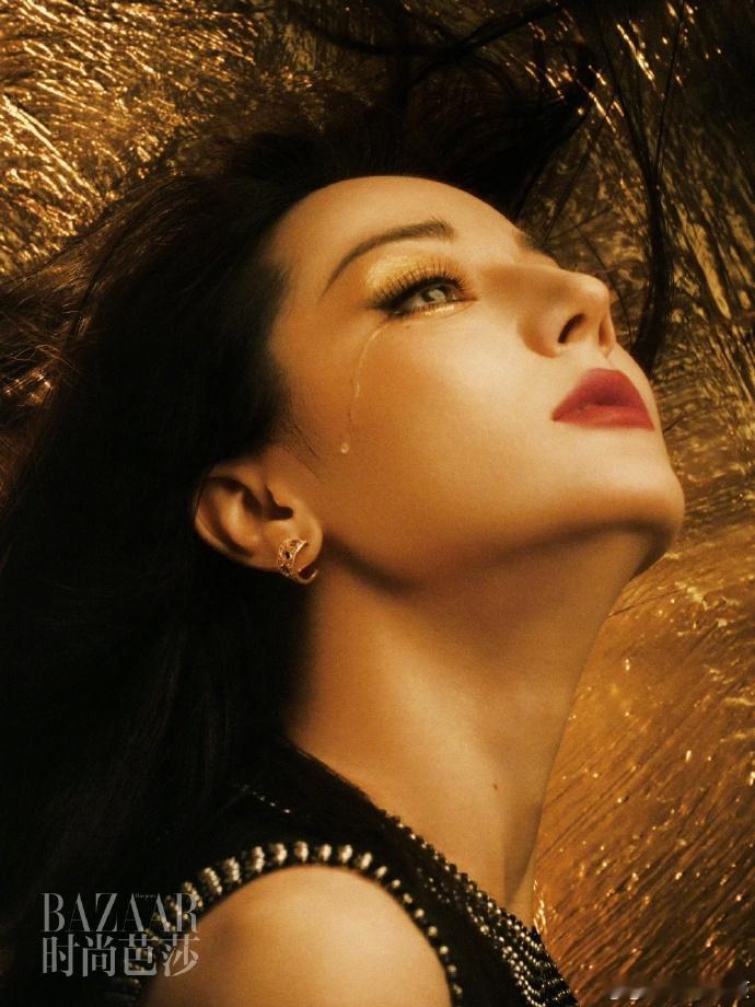 柳宗源镜头里的女明星，他总能找到明星身上被忽略的闪光点，并用镜头放大，柳宗源拍的