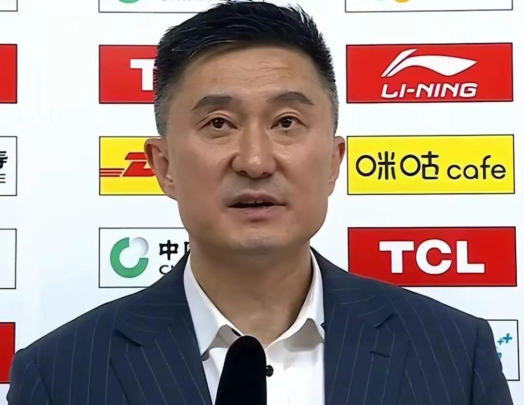 数据为证，周琦在广东男篮有点儿水土不服！
CBA官网数据显示，周琦加盟广东华南虎