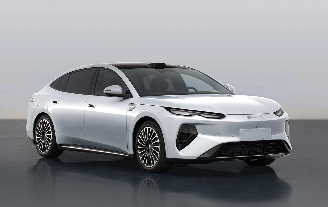 比亚迪海洋网全新旗舰轿车海豹08，完成工信部申报了！
预计二季度上市，价格区间3