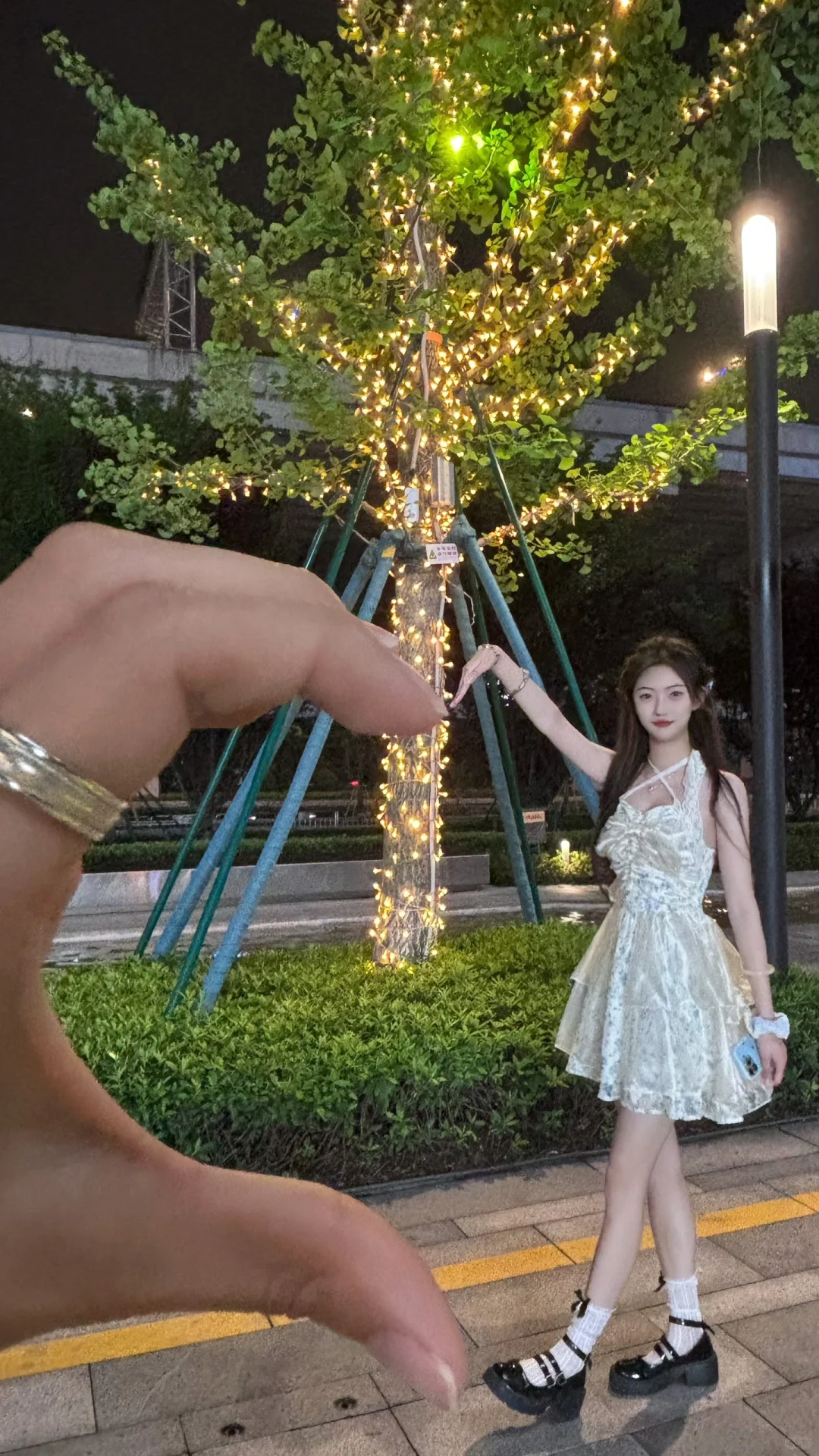 ⁺ ♡̴.⋆       ఇ