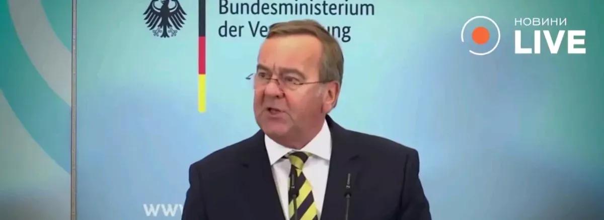 德国再次大规模扩军

《费加罗报》报道，在4月22日举行的德国联邦国防军战略发布