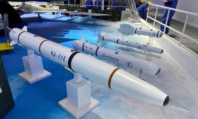 央视军事报道披露轰-6K实射鹰击-21后，外界真正需要关注的，不只是1500到2