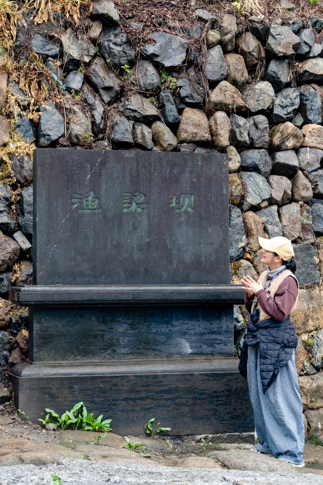 *在路上*渔梁坝～活态水利：江南都江堰，是国保单位，至今仍在发挥蓄水、航运功能。