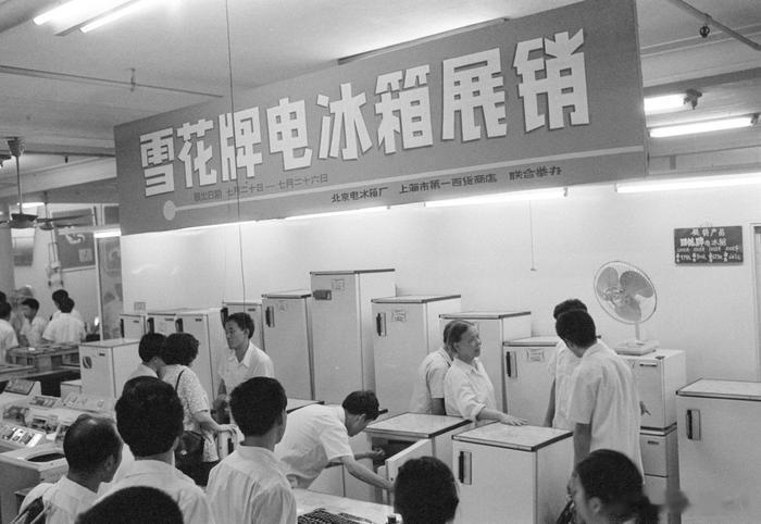 鸡蛋别放冰箱门格子里中国人是怎么保鲜的热搜：一条生活科普冲上热搜——鸡蛋、牛奶别