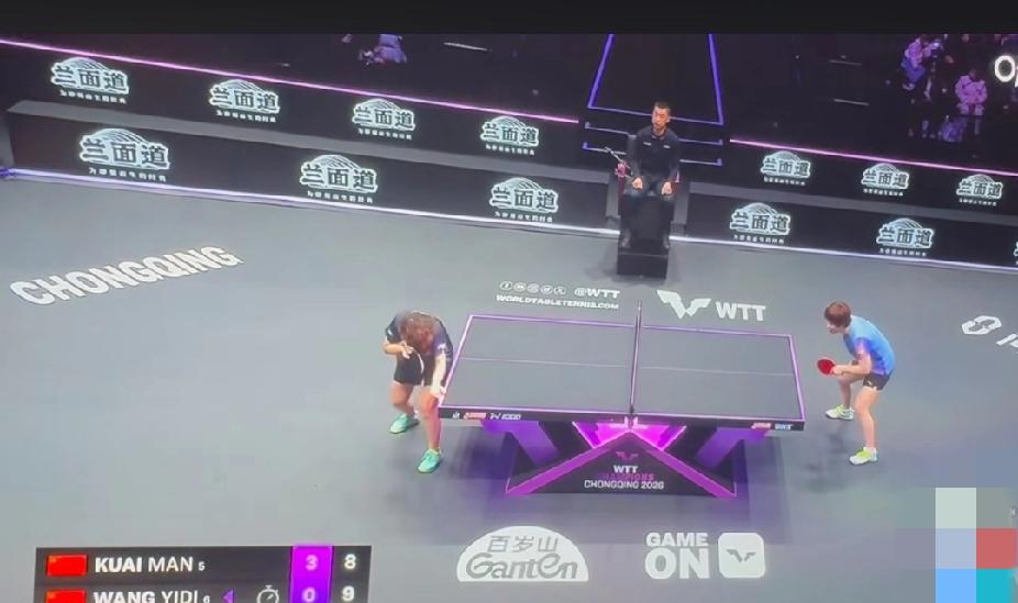 WTT重庆冠军赛女单半决赛，蒯曼4-1赢了王艺迪，杀进决赛！
 
说真的，这俩队