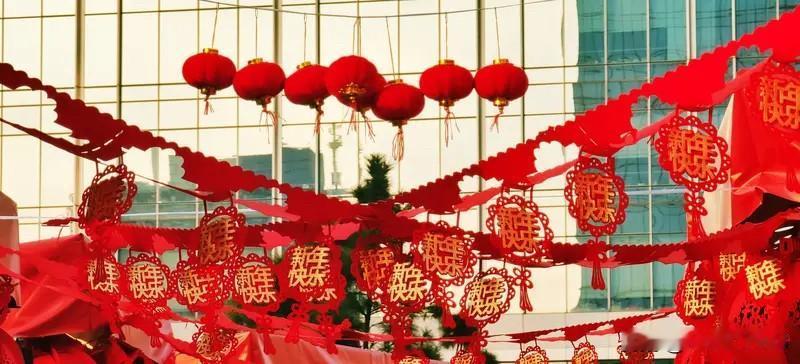 痛时，是你骨骼拔节的声音。