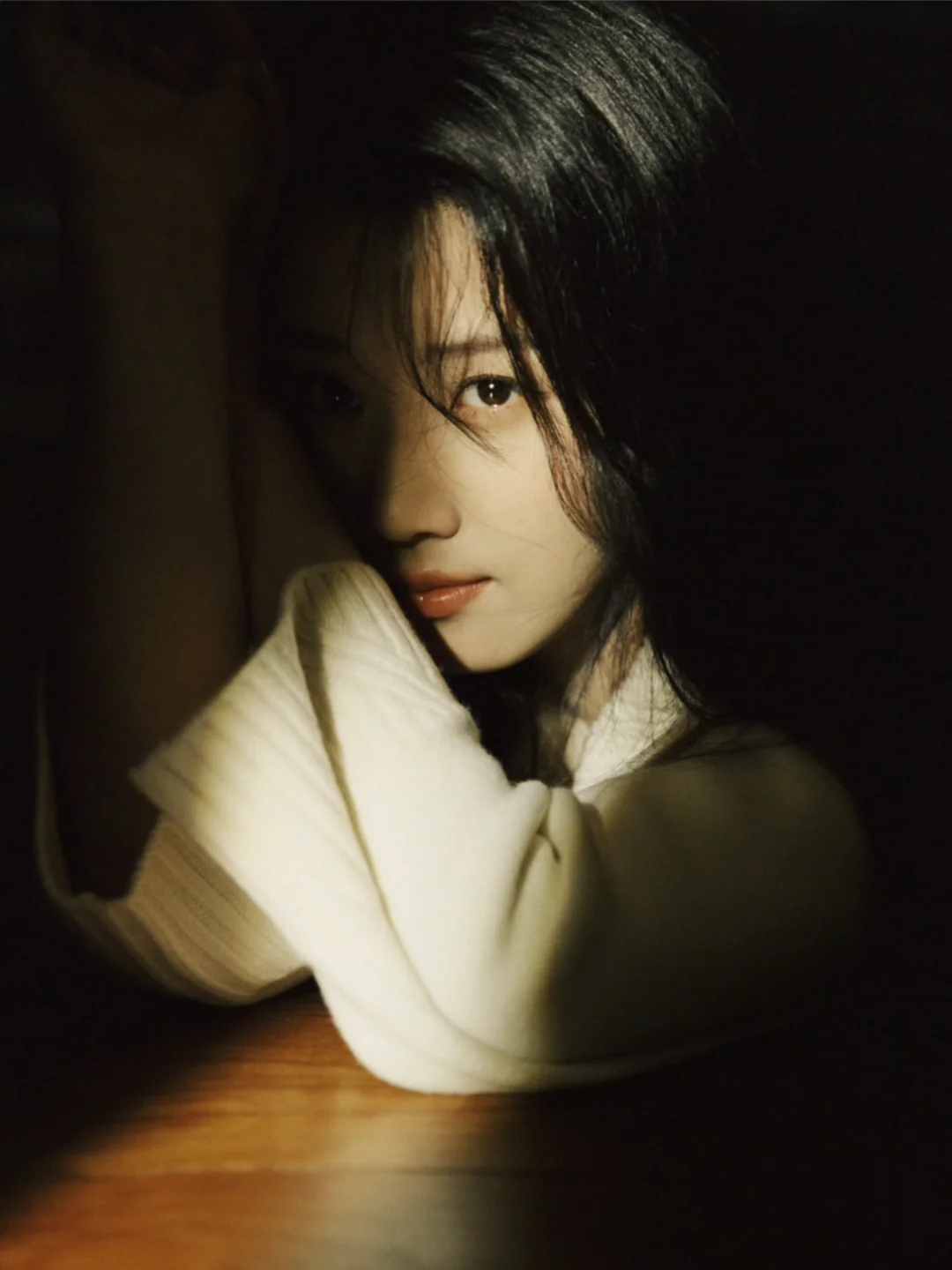 明星写真1684【卢昱晓】