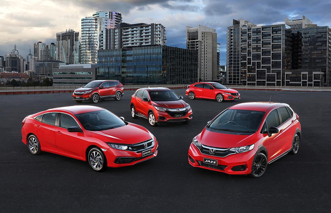 持续下滑！
2015年，本田在中国销量100.63万辆；
2016年，本田在中国