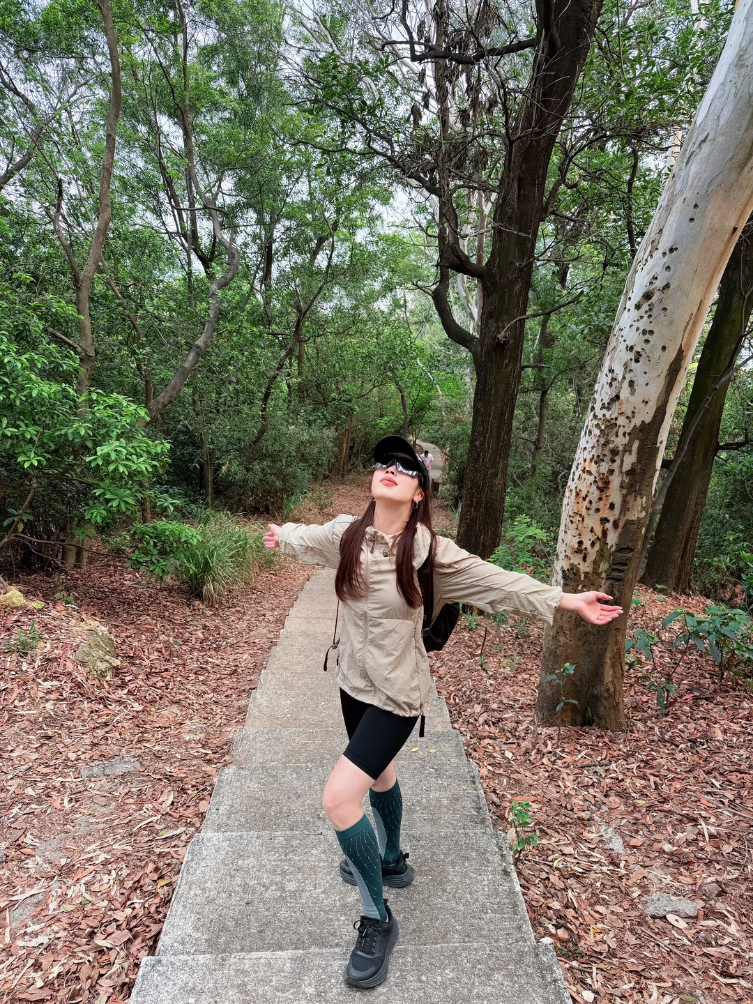 广州市内冷门轻徒步路线~30分钟登顶