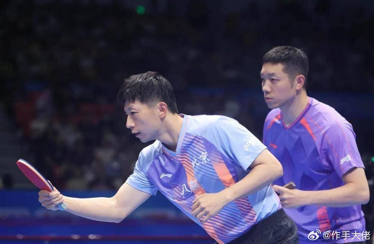 马龙许昕晋级八强7月17日湖南长沙，2026全国乒乓球锦标赛男双1/8决赛，马龙
