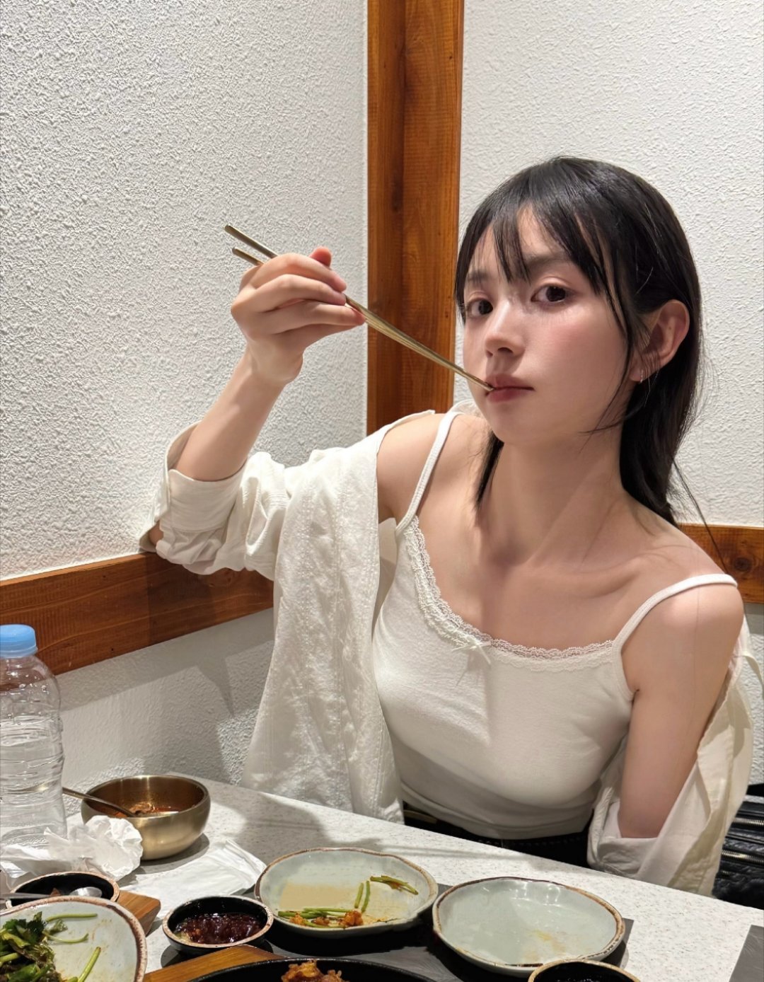 田曦薇去韩国了 小田好萌 大眼睛萌妹！出去玩会给粉丝分享日常～ ​​​