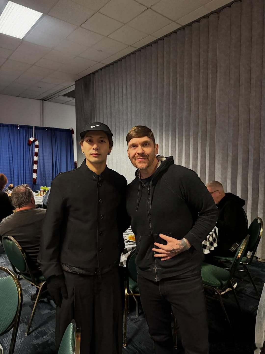 论主人AllBlack的权威性王嘉尔