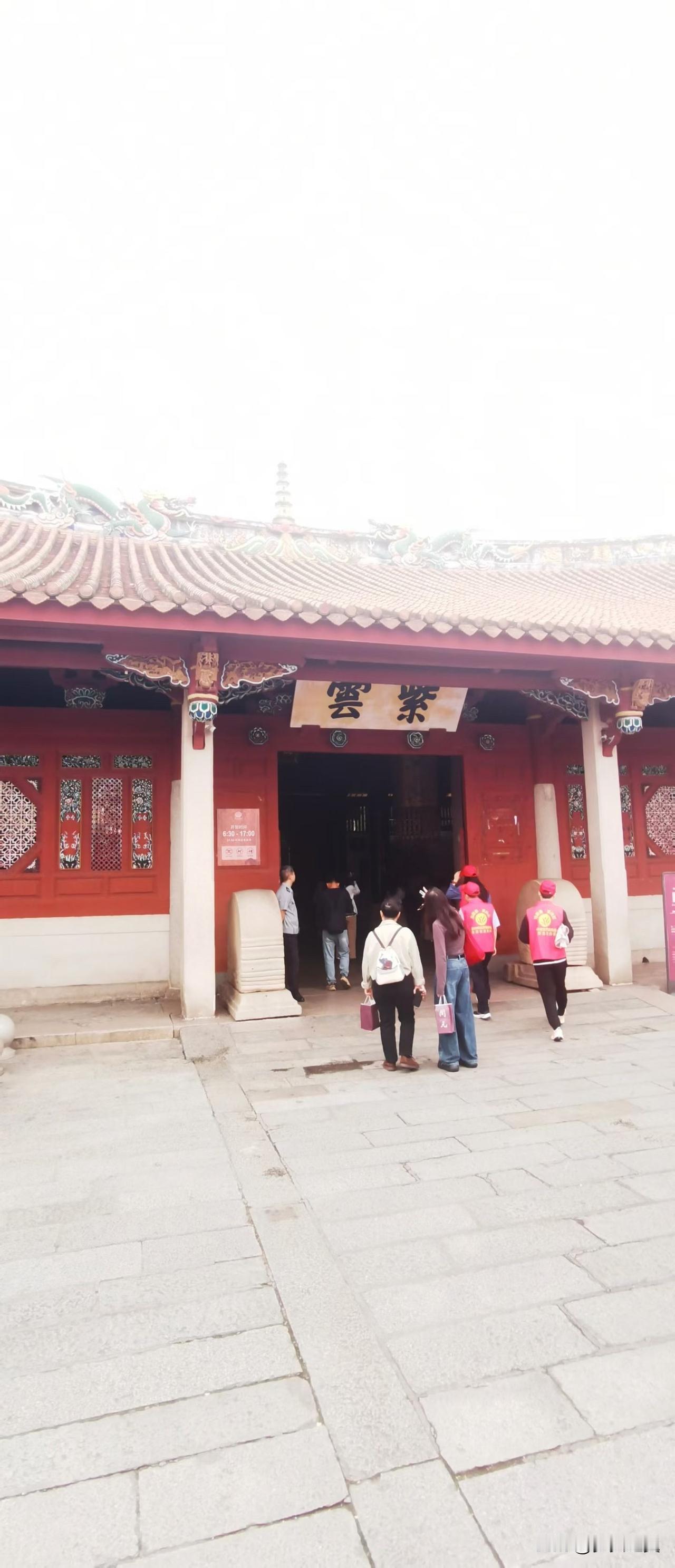 【小对联】
上：众乐；
下：……？