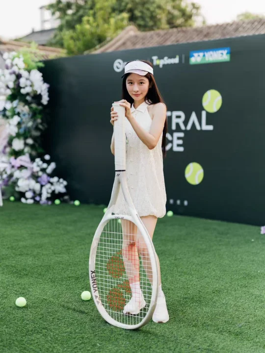 来了！我打网球了！🎾🎾